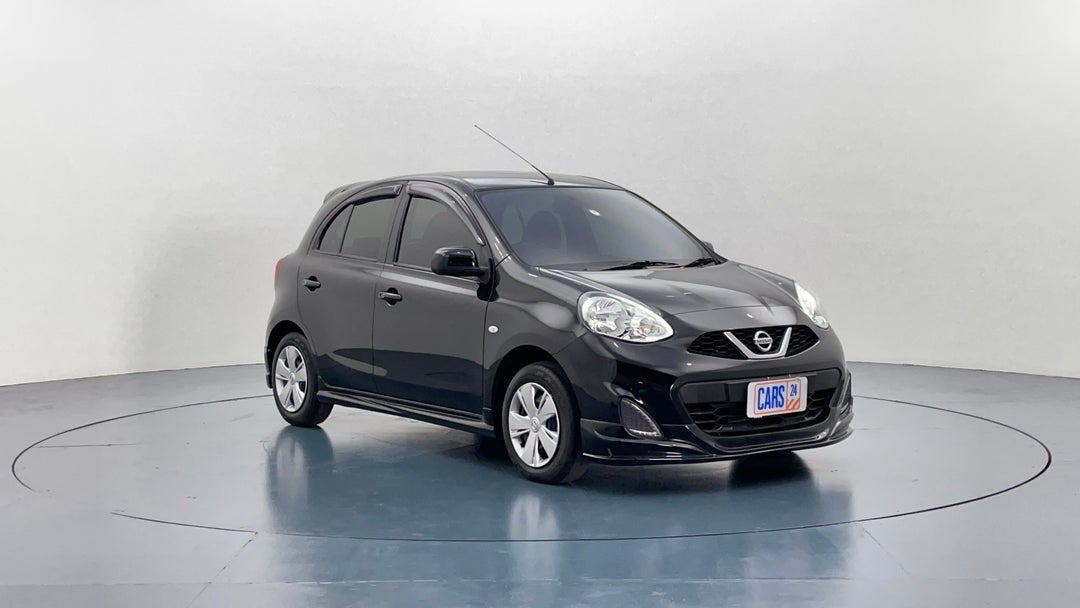 04 Nissan March (2019)